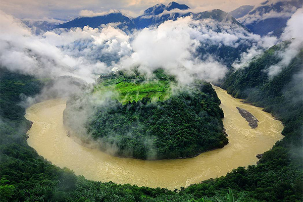 拉薩-羊湖-納木錯-林芝-巴松錯-魯朗-大峽谷-篝火7晚8日
