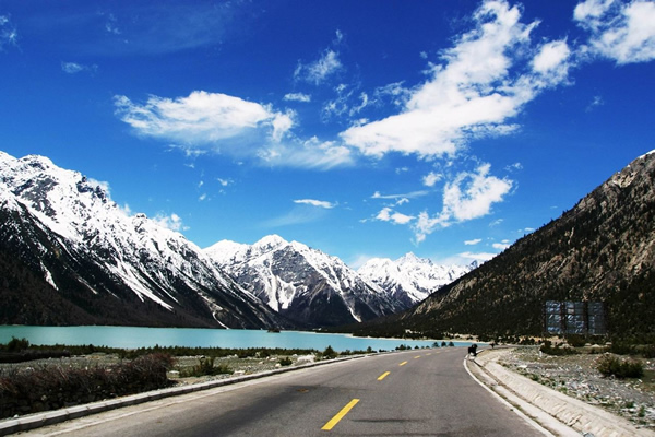 拉薩-納木錯-林芝-波密-崗云杉林-米堆 -然烏湖7晚8日