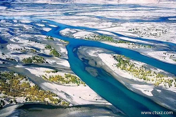 雅魯藏布江大峽谷