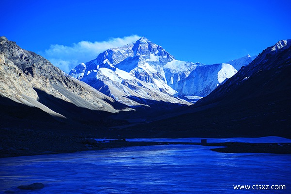 拉薩怎么去珠峰大本營