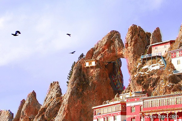 拉薩哪個(gè)旅行社比較好