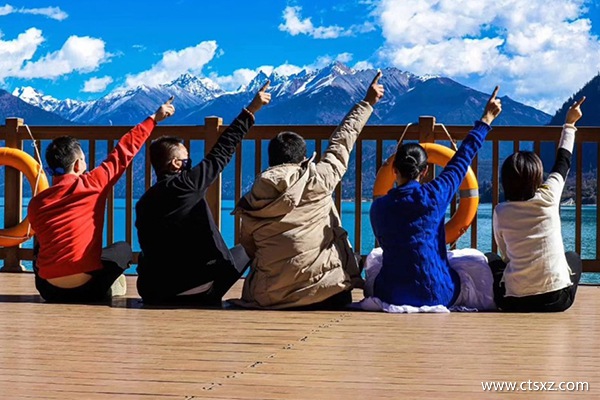 西藏跟團還是自由行好