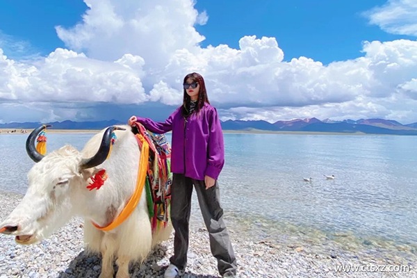 拉薩包車(chē)一天費(fèi)用多少錢(qián)