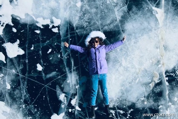 跟旅游團(tuán)去西藏一個(gè)人大概多少錢