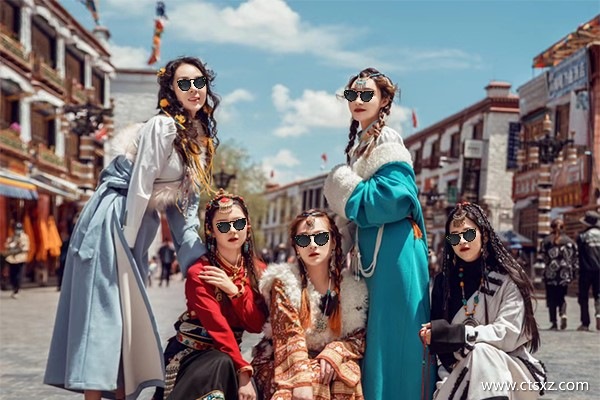 跟團(tuán)去西藏玩一趟多少錢